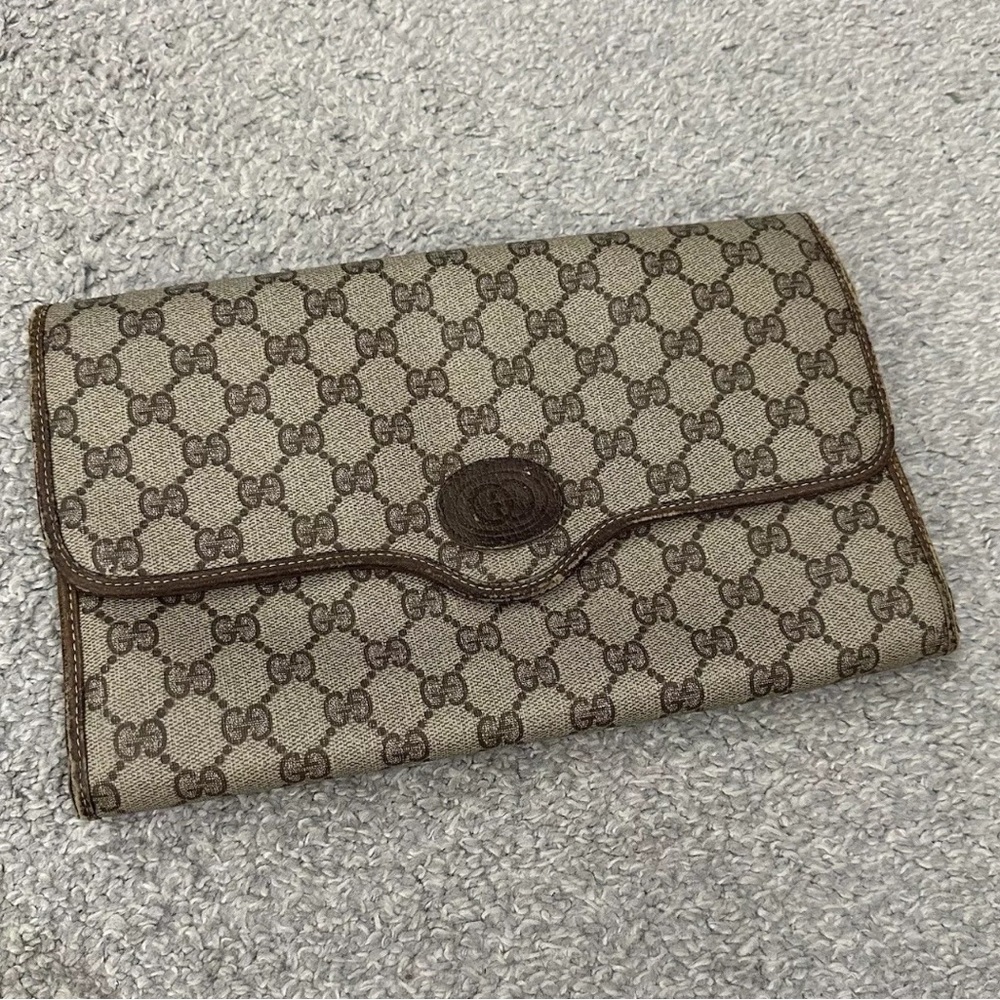 #6 Gucci Vintage GG Supreme PVC Brown Clutch USED SOLD AS IS! LIVE SHOW!